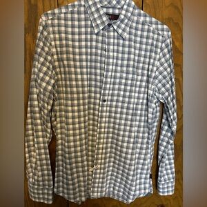 BUNDLE 4/$30 EUC MENS M DH3 MODERN FIT LONG SLEEVE SHIRT WITH CONTRASTING DETAIL